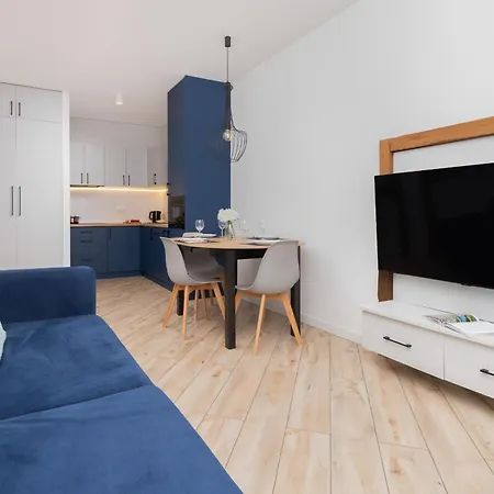 Old Town Aesthetic Deep Blue In By Renters *